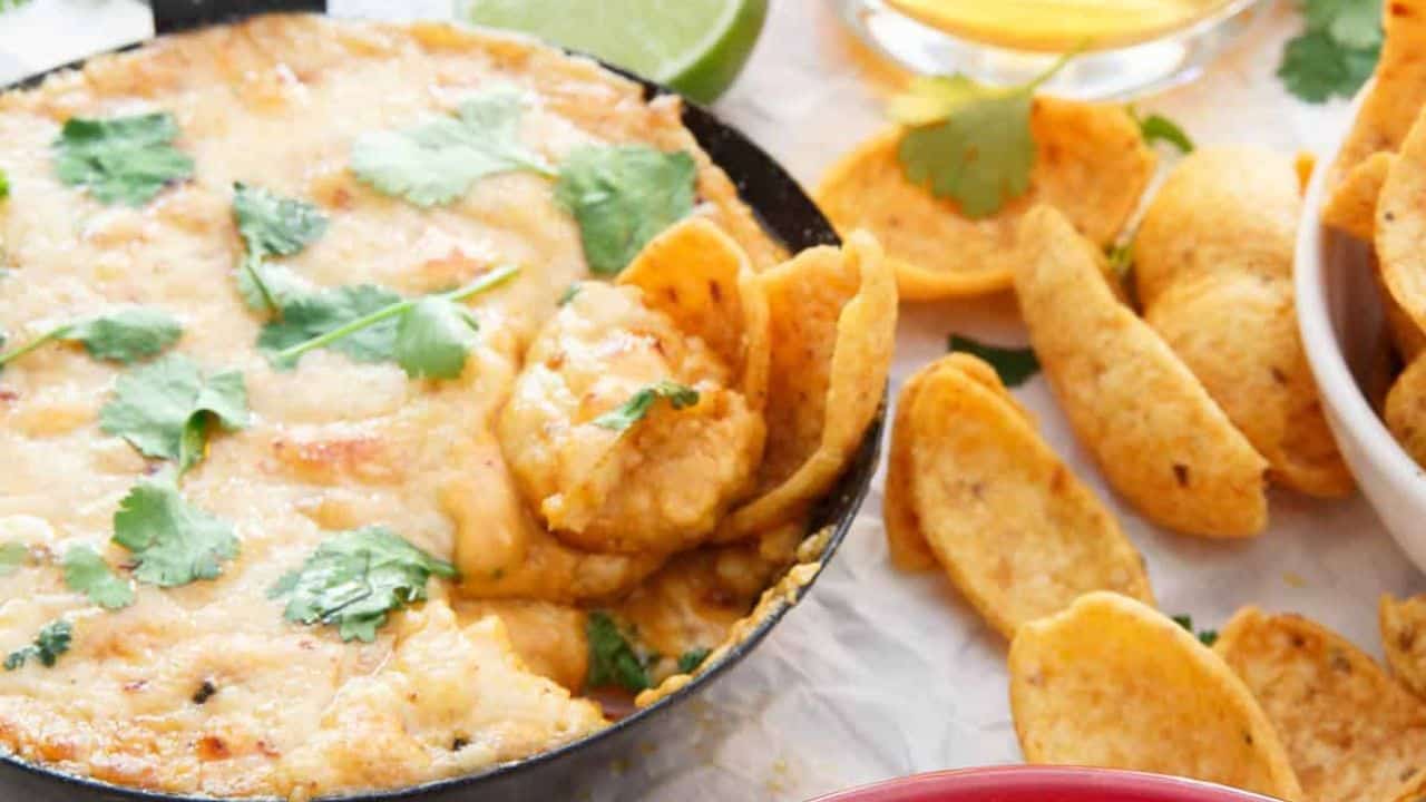 Fundido dip with chips.