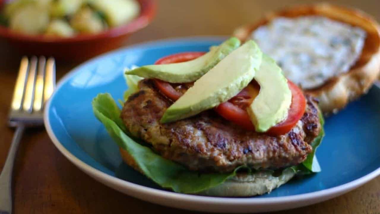 Chipotle turgey burgers with lime crema.