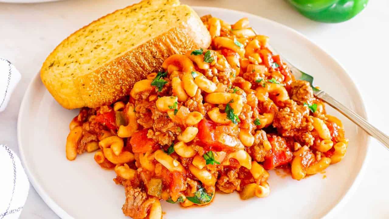 Simple American Cooking 17 American Recipes That Never Go Out Of Style - Foodventures Abroad