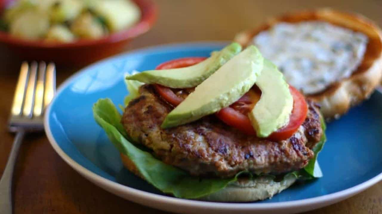 Chipotle turgey burgers with lime crema.