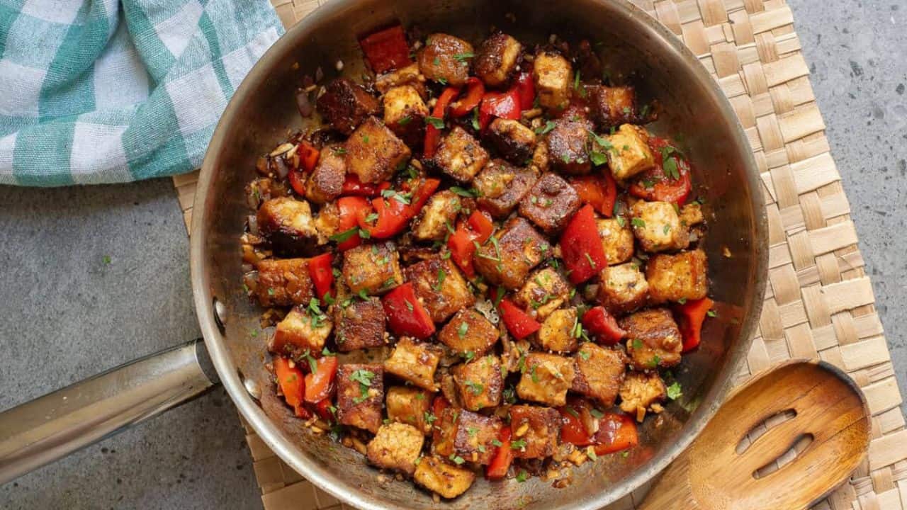 An overview of Indian chili panner on a pan.