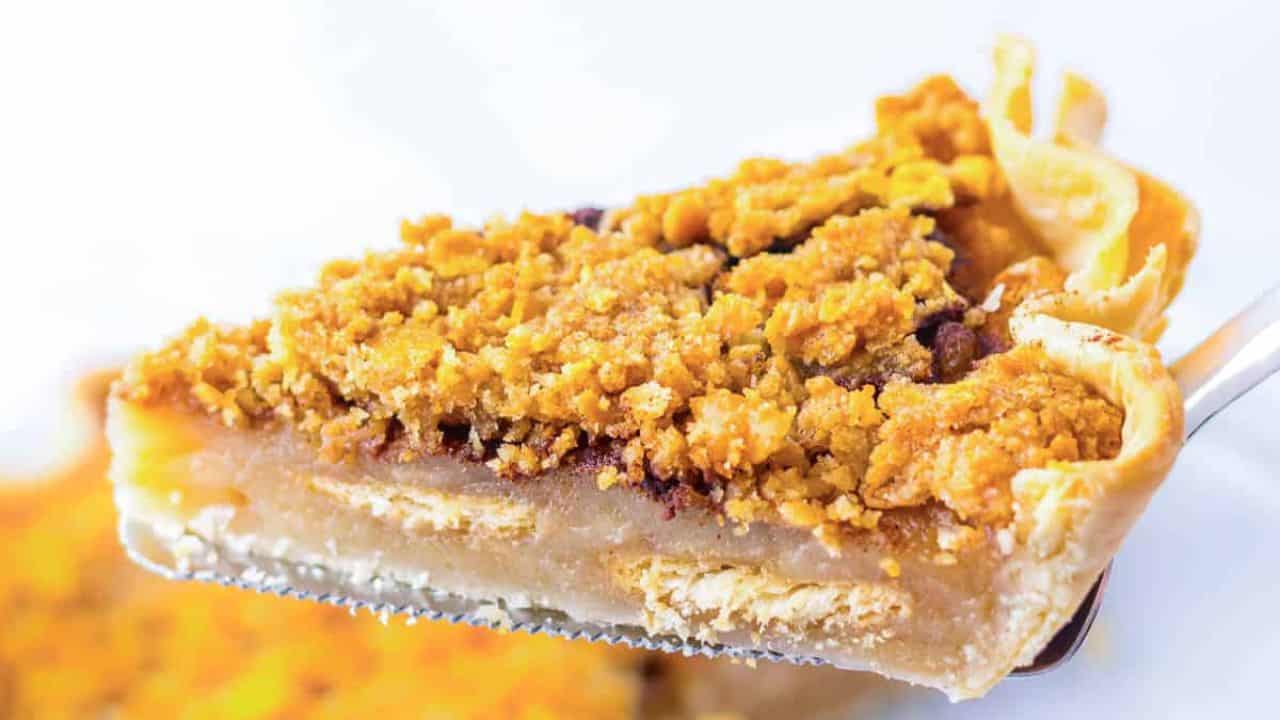 A slice of mock apple pie.