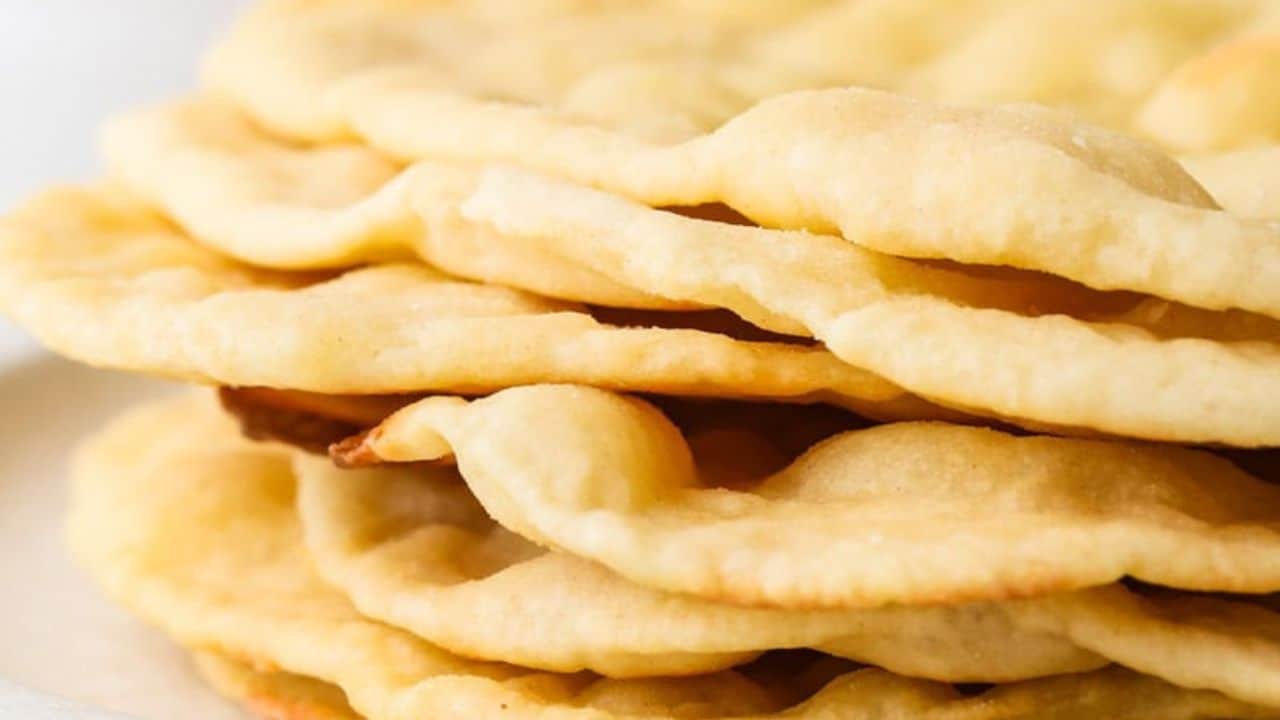 An overhead image of the baked flatbread on a plate.